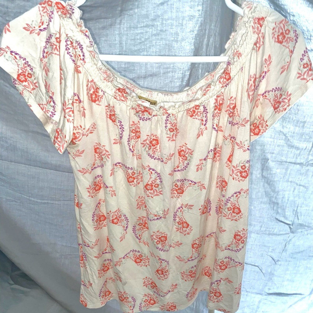 A white top.